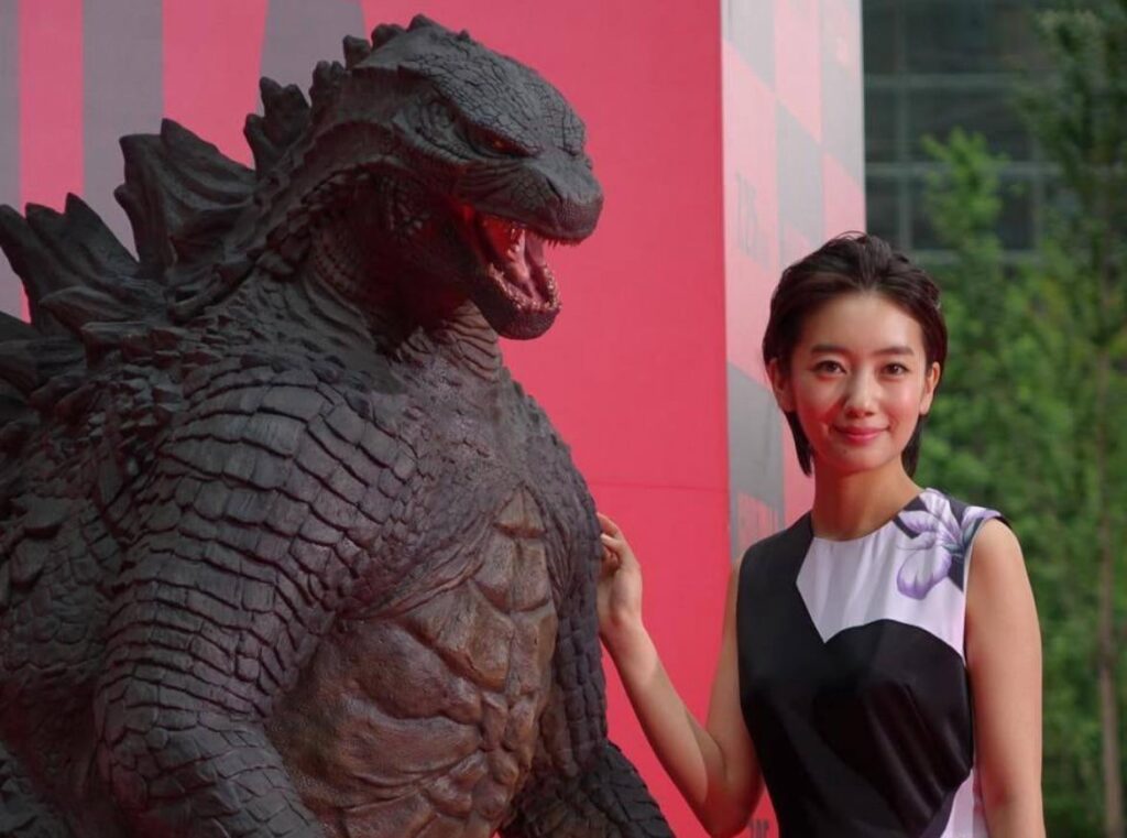 Hau at the Premiere of Godzilla (2014)