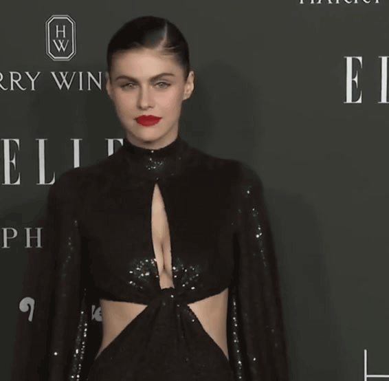 Alexandra Daddario | Elle Women in Hollywood Celebration | December 5, 2023