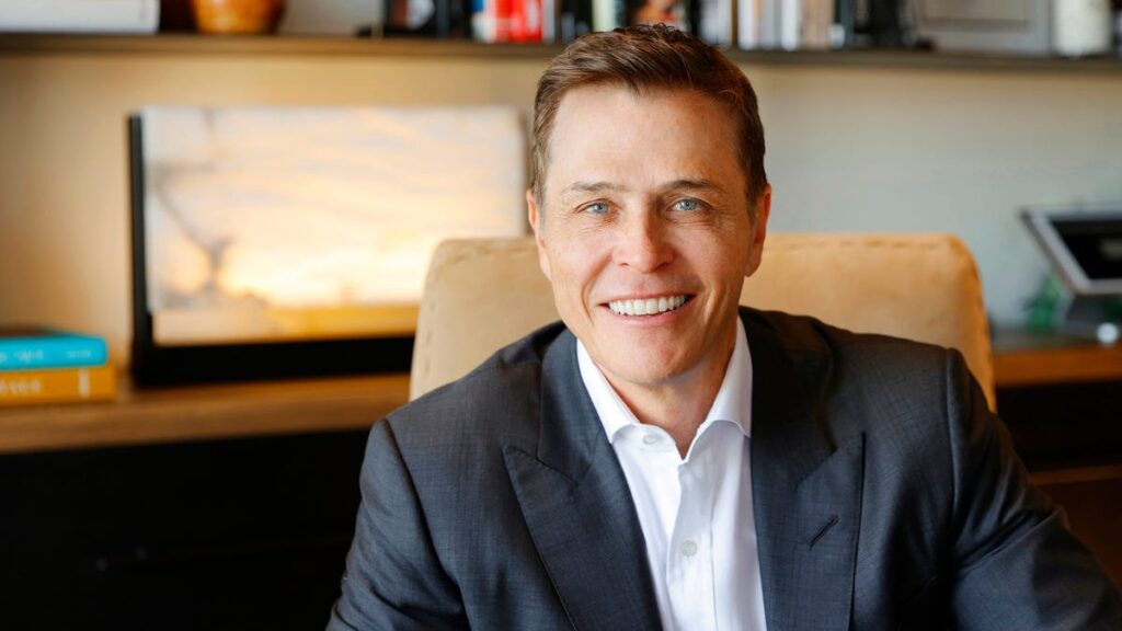 Who is Patrick Whitesell, Lauren Sánchez’s first husband?