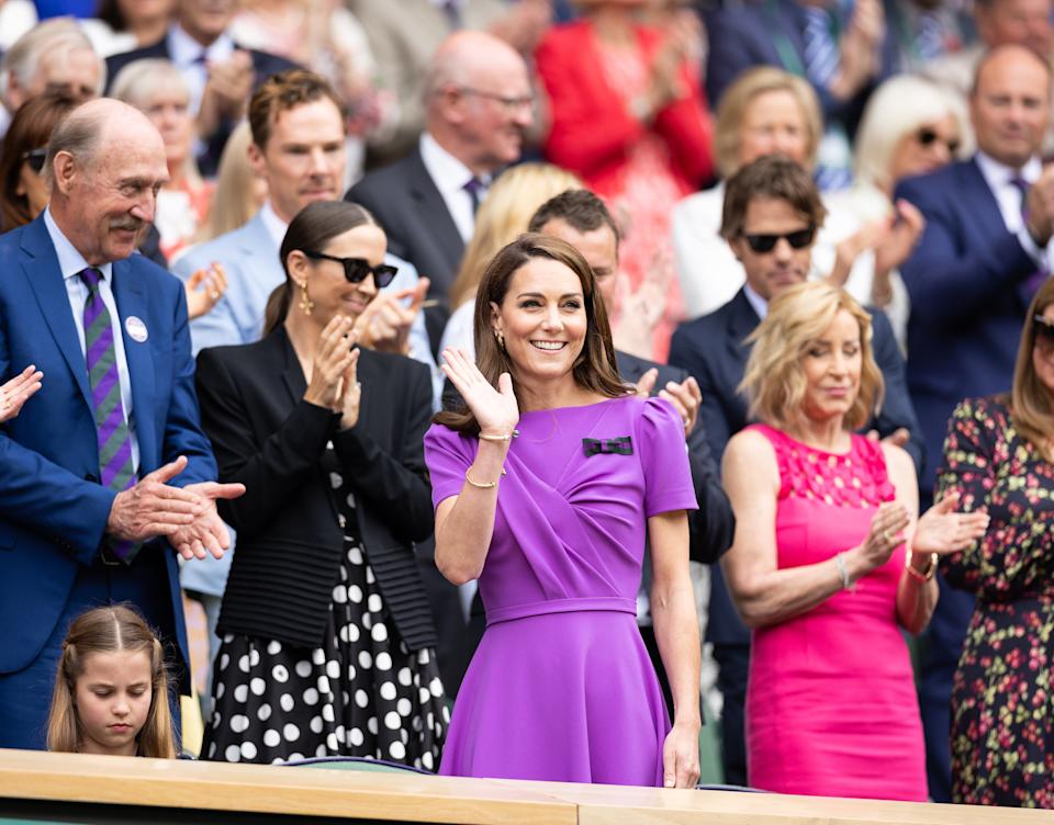 Kate Middleton, seen at last year’s Wimbledon with daughter Princess Charlotte, adores the tennis tournament and is no fan of horse racing, a former royal staffer told the Beast. / Simon M Bruty / Getty Images