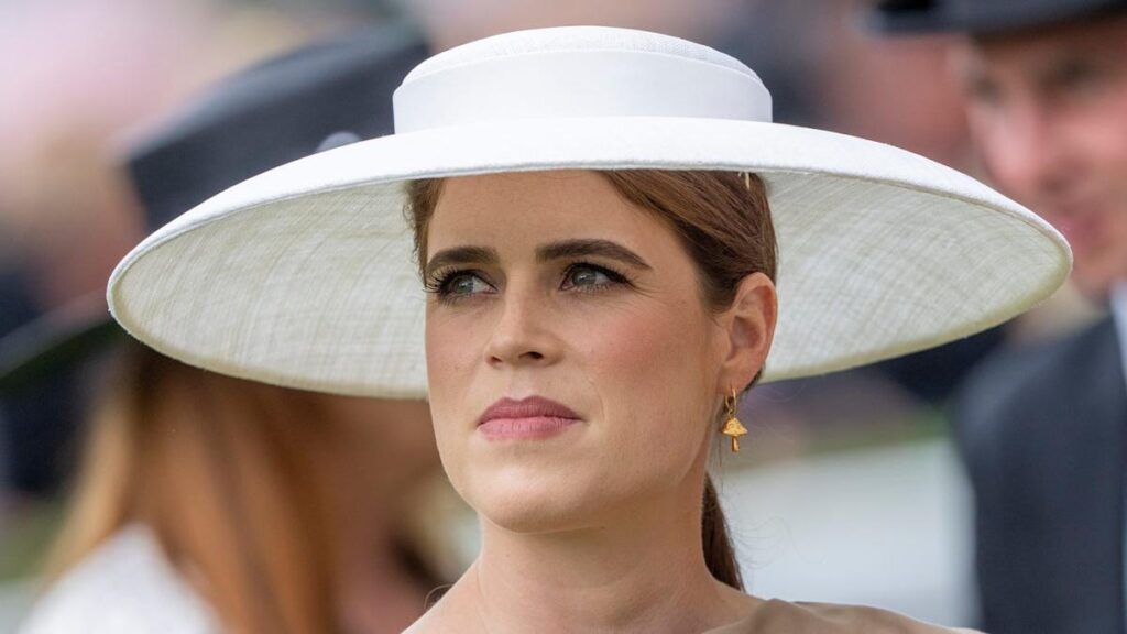 Princess Eugenie Totes the Same Purse She Brought to Harry & Meghan’s Wedding to Royal Ascot Yahoo entertainment home