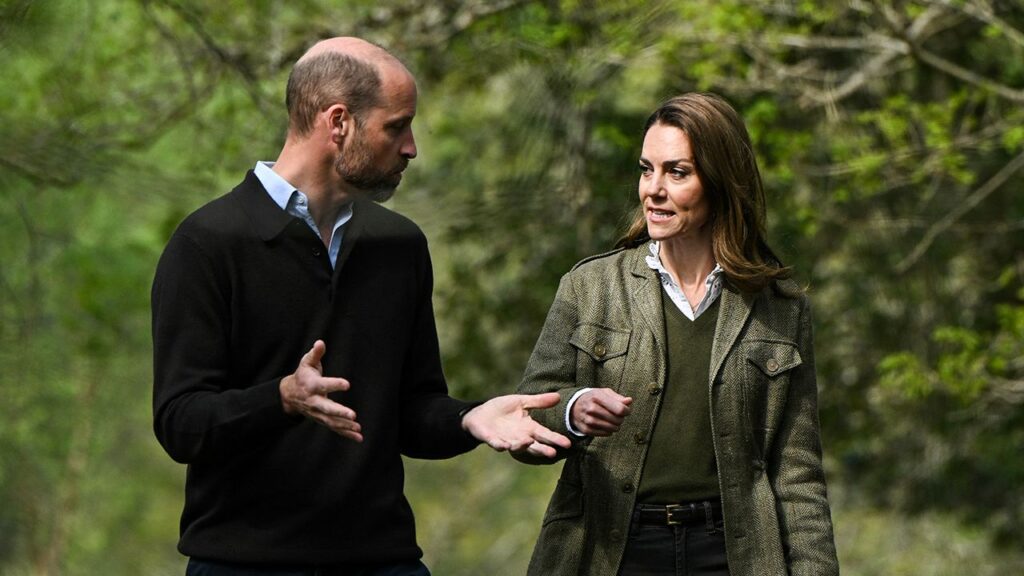 Kate Middleton is rooted in grace in new portrait Kate Middleton is rooted in grace in new portrait