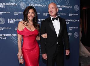 Lauren Sánchez, Jeff Bezos at The 11th Breakthrough Prize Ceremony held at Barker Hanger on April 05, 2025 in Santa Monica, California.