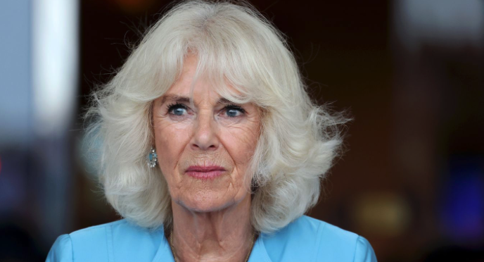 Queen Camilla remains neutral in family feud Queen Camilla remains neutral in family feud