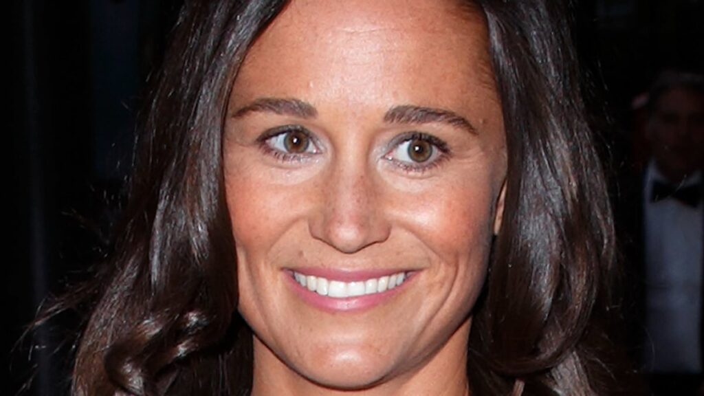 Pippa Middleton's 'bandage' dress is the elegant way to wear 2025's newest trend
