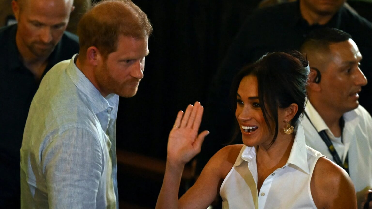 Dallas Cowboys legend Troy Aikman reveals reason he hasn’t become friends with neighbors Prince Harry and Meghan Markle Dallas Cowboys legend Troy Aikman reveals reason he hasn't become friends with neighbors Prince Harry and Meghan Markle