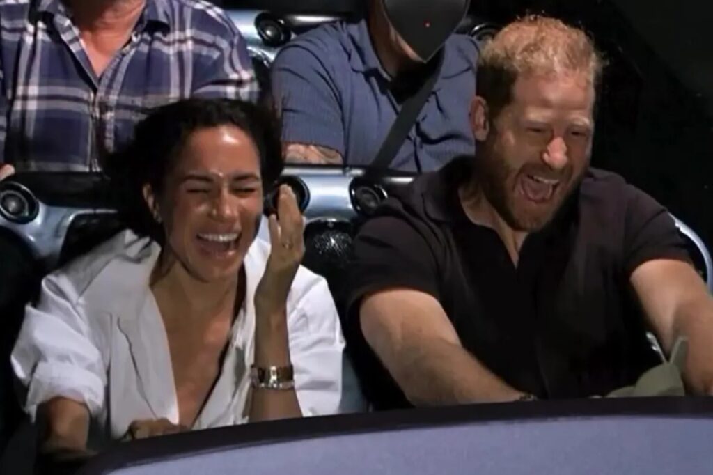 Meghan's theme park snap proves she is a cosplay Diana… the contrast between the two couldn't be more different