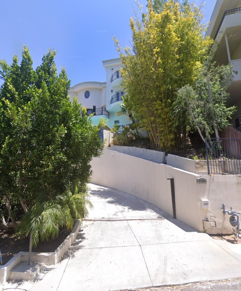 Lamar Odom's Los Angeles mansion driveway.