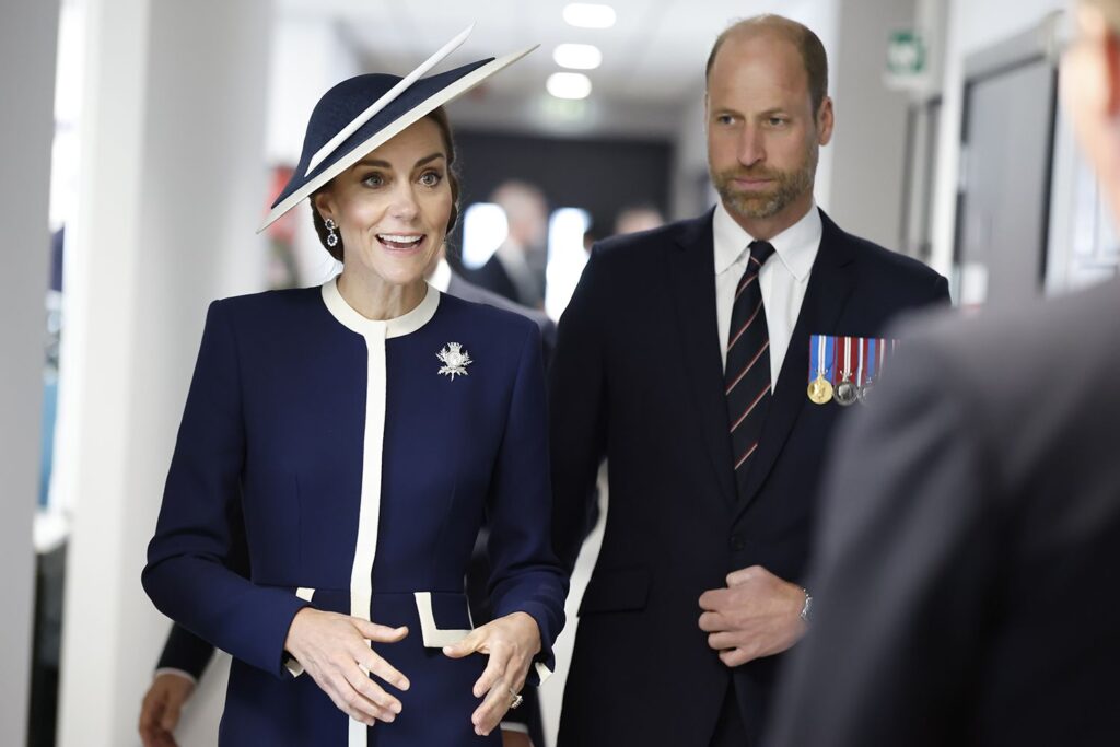Kate Middleton Hilariously Replied After Being Mistaken for William’s Assistant Kate Middleton Hilariously Replied After Being Mistaken for William's Assistant