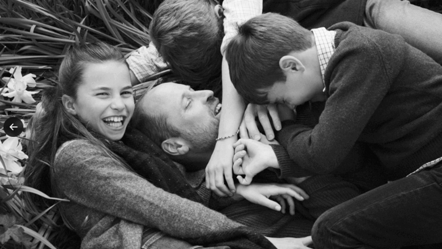‘Happy Father’s Day, Papa’: Royal children share ‘before and after’ photos with Prince William | UK News Prince George, Princess Charlotte and Prince Louis. Pic: Josh Shinner/@KensingtonRoyal