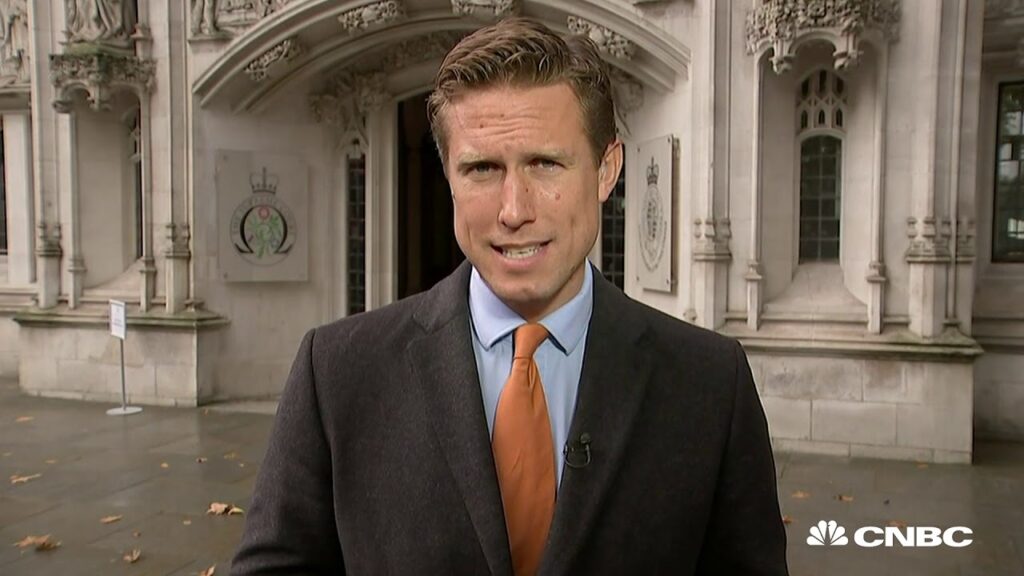 Willem Marx as a news correspondent