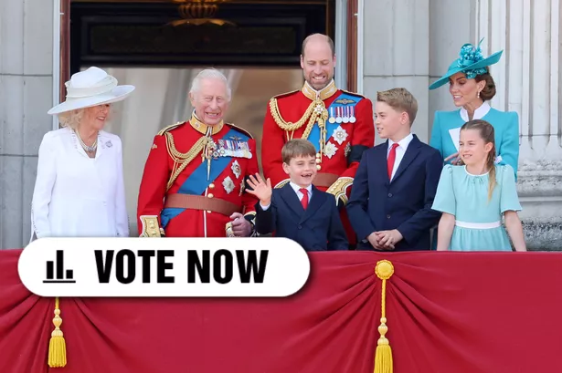 The Royal Family on the balcony