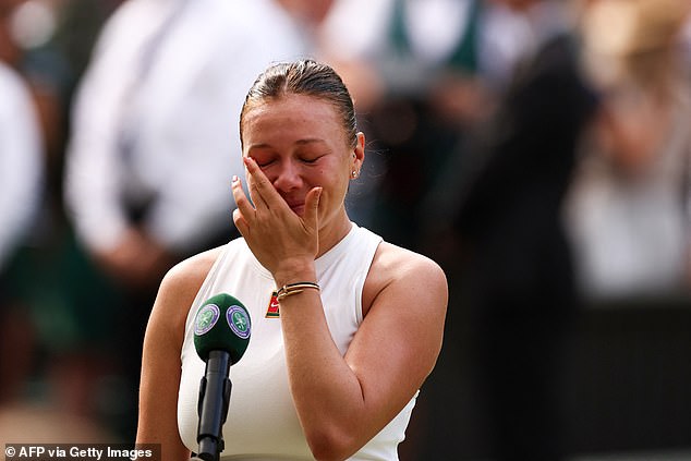 Amanda Anisimova burst into tears after suffering a crushing defeat in the Wimbledon final