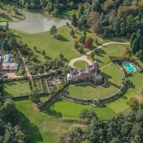 New details have emerged about why Prince William and Princess Catherine are reportedly planning to leave their family home Adelaide Cottage. - Facebook