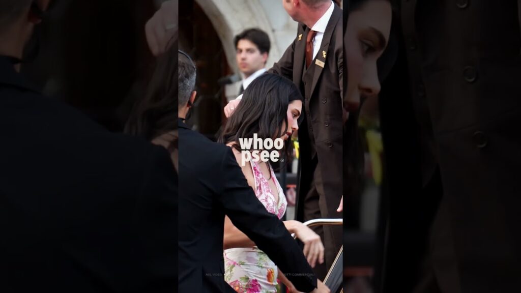 #KendallJenner e #KylieJenner prendono parte alla pre-wedding dinner di #JeffBezos e #LaurenSanchez