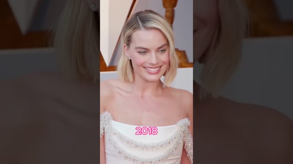 Happy birthday to THE Barbie #MargotRobbie. 💖