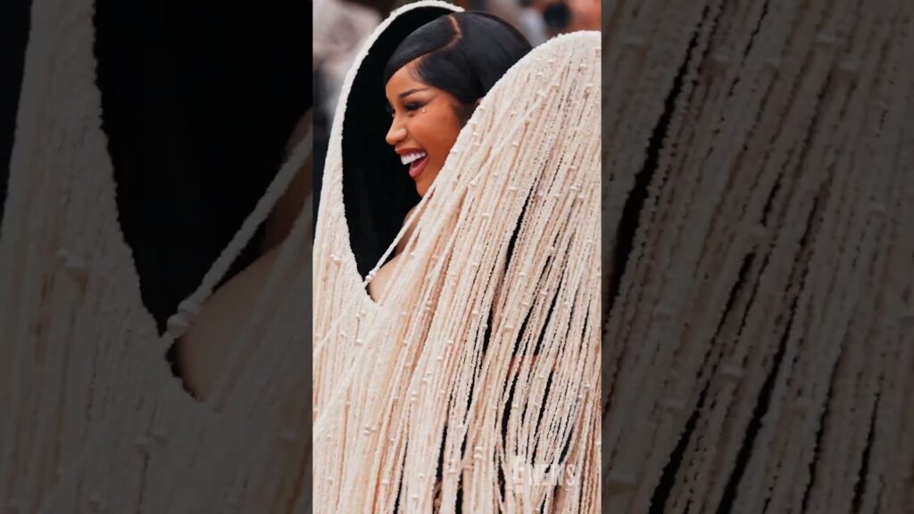 Cardi B brought the Drip to the Schiaparelli show at #ParisFashionWeek. ✨