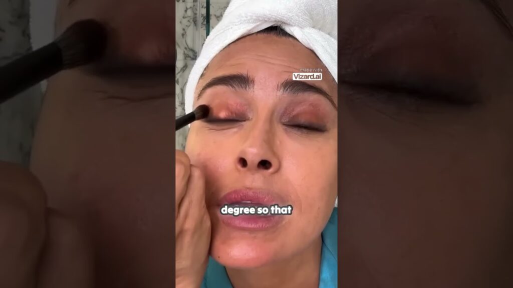 salma hayek pinault’s Why I Avoid Glitter on Aging Skin and Use Subtle Highlights Instead #metgala salma hayek pinault's Why I Avoid Glitter on Aging Skin and Use Subtle Highlights Instead #metgala