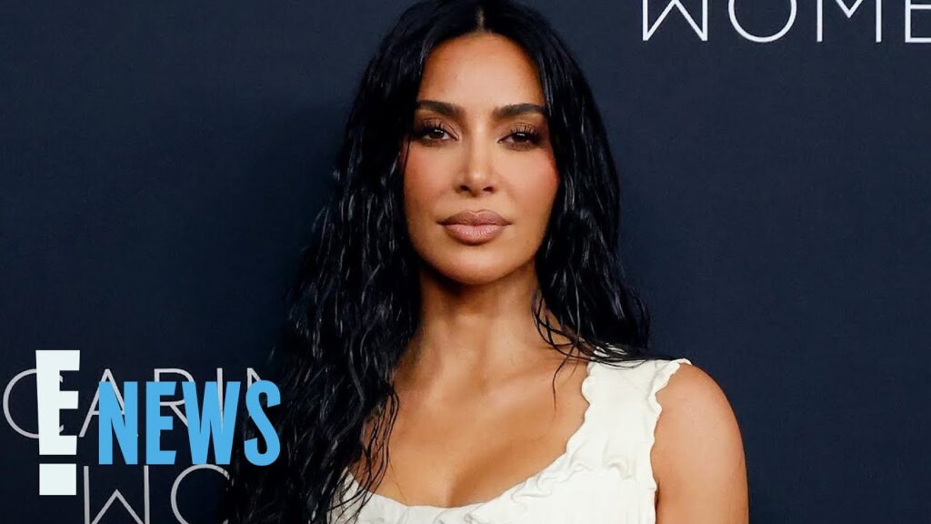 Kim Kardashian Shuts Down Runway at Paris Fashion Week | E! News Kim Kardashian Shuts Down Runway at Paris Fashion Week | E! News