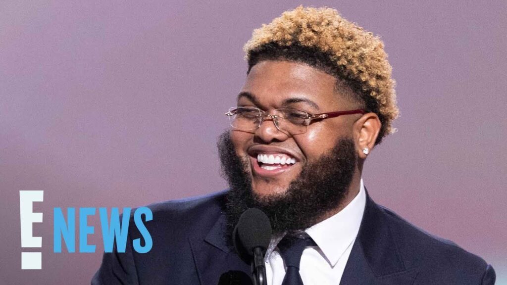 Comedian Druski Forgets Envelope While Presenting Final ESPYs Award | ESPYS 2025 | E! News Comedian Druski Forgets Envelope While Presenting Final ESPYs Award | ESPYS 2025 | E! News
