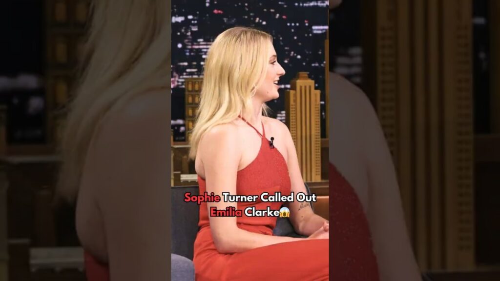 Why Sophie Turner Blamed Emilia Clarke🤣Jimmy Fallon #emiliaclarke #jimmyfallon #america