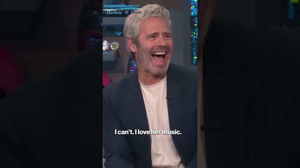 Meg Stalter roasts Billie Eilish's comedy skills #shorts