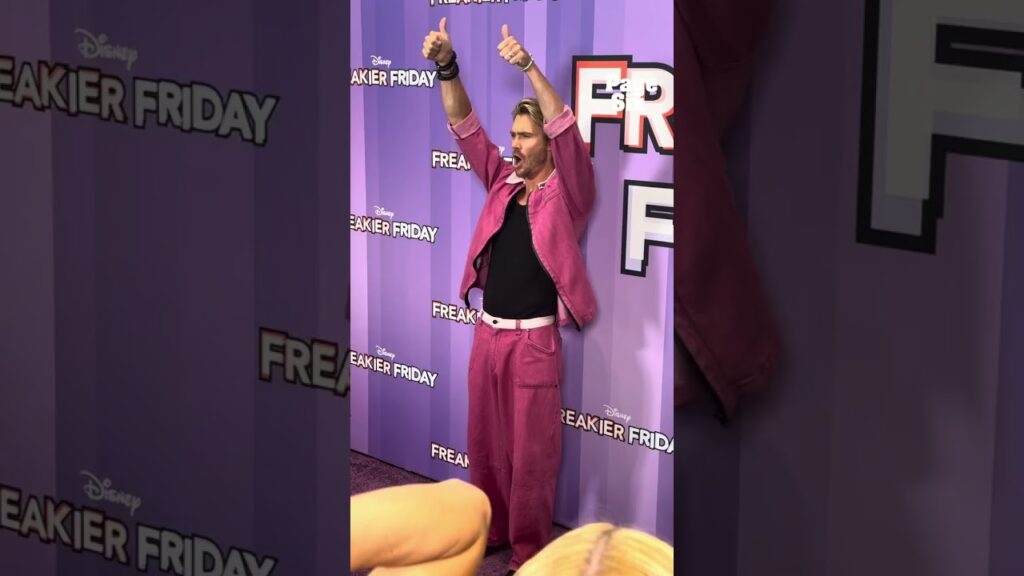Jamie Lee Curtis interrupting Chad Michael Murray at 'Freakier Friday' premiere is perfect 😆 #shorts