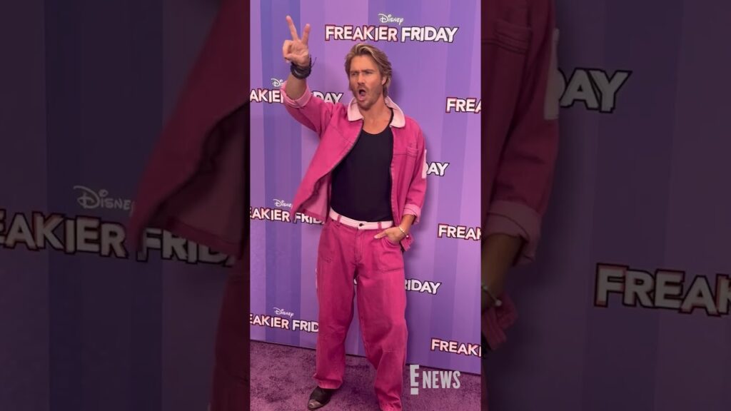 Chad Michael Murray rocked the #FreakierFriday carpet. 🎸