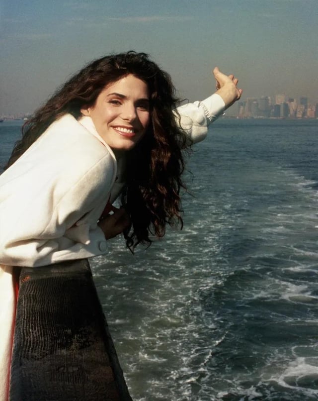 Throwback Photos of Sandra Bullock, in Honor of Her 61st Birthday