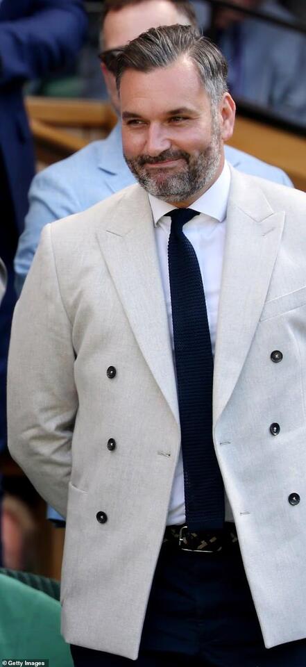 Kate's 'silver fox' private secretary leaves royal fans swooning after appearance at Wimbledon