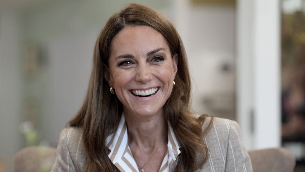 Kate Middleton makes rare and candid comments about her cancer battle station icon
