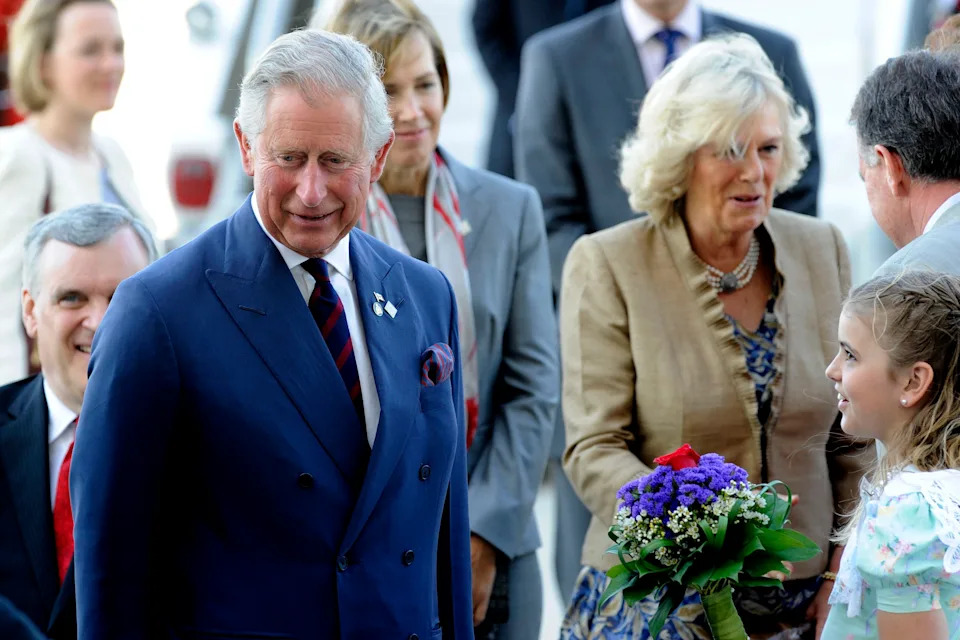Prince Charles, The Prince of Wales, Camilla, The Duchess of Cornwall, arriving at Toronto Pearson International Airport out and about for Prince Charles and The Duchess of Cornwall in Toronto, , Toronto, ON May 21, 2012. Photo By: Nicole Springer/Everett Collection
