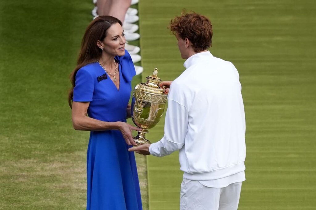 Kate presents Wimbledon men’s trophy on Centre Court - London Evening Standard