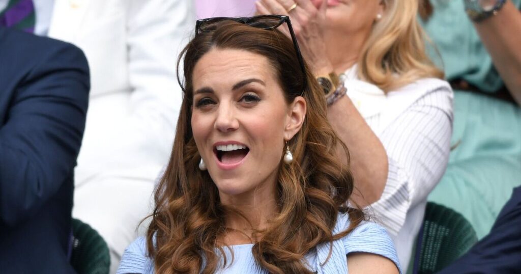 Kate Middleton’s Wimbledon Clarins lipstick is on sale for summer | Royal | News Kate Middleton's Wimbledon Clarins lipstick is on sale for summer | Royal | News