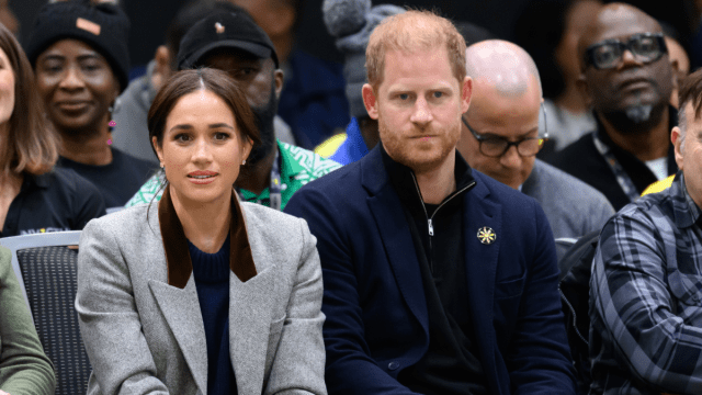 Prince Harry & Meghan Markle Seeking ‘Handouts’ After Scrapped Netflix Deal, Says ‘Expert’ Yahoo entertainment home
