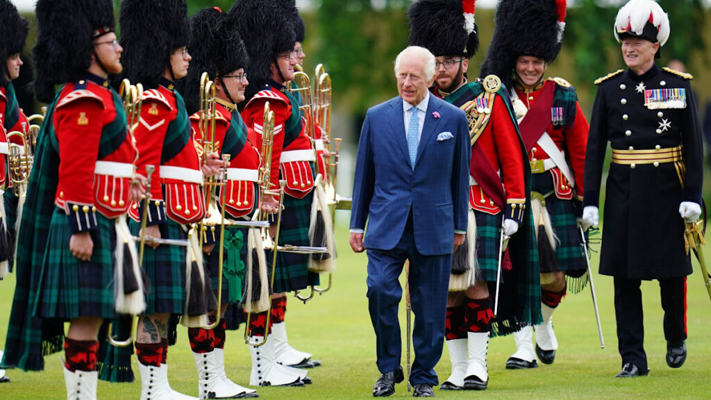 Royal family LIVE: King Charles to host garden party in Scotland and Prince William’s solo outing Royal family LIVE: King Charles to host garden party in Scotland and Prince William's solo outing