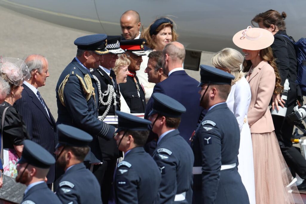 William and Kate greet Emmanuel Macron at start of his state visit to UK - London Evening Standard