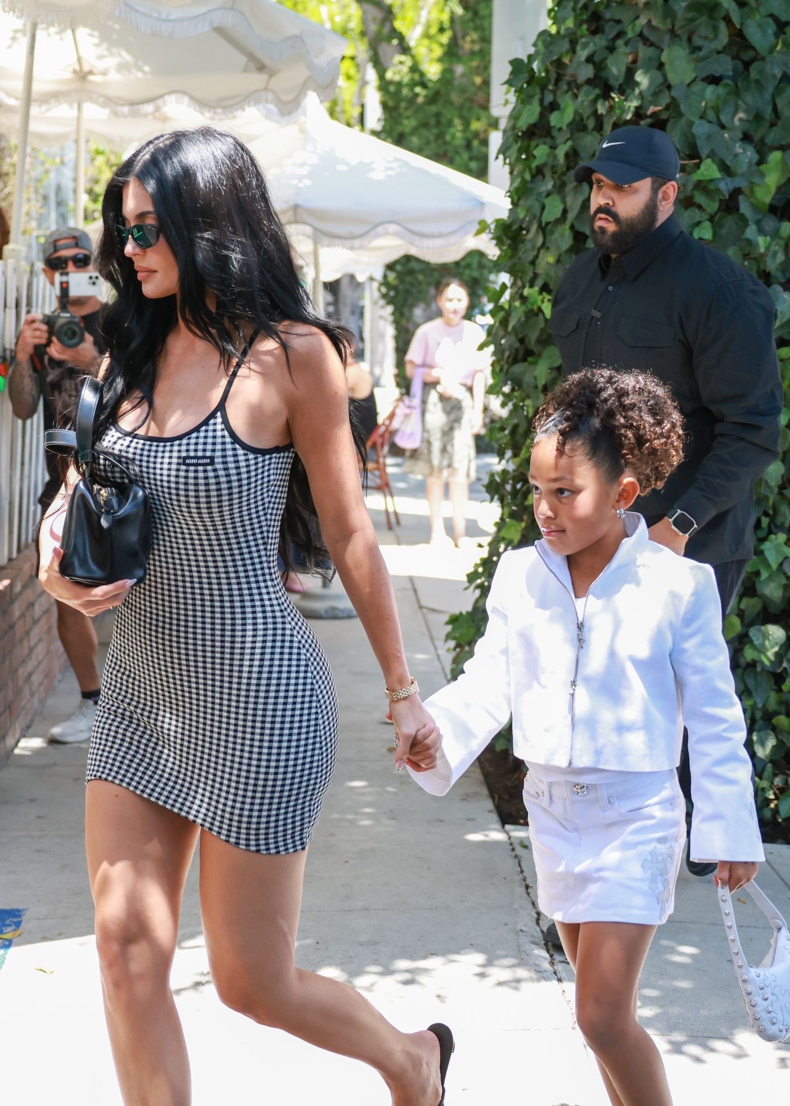 Kylie Jenner takes her daughter to lunch at The Ivy