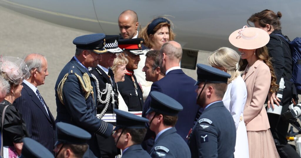 William and Kate greet Emmanuel Macron at start of his state visit to UK – The Irish News William and Kate greet Emmanuel Macron at start of his state visit to UK – The Irish News