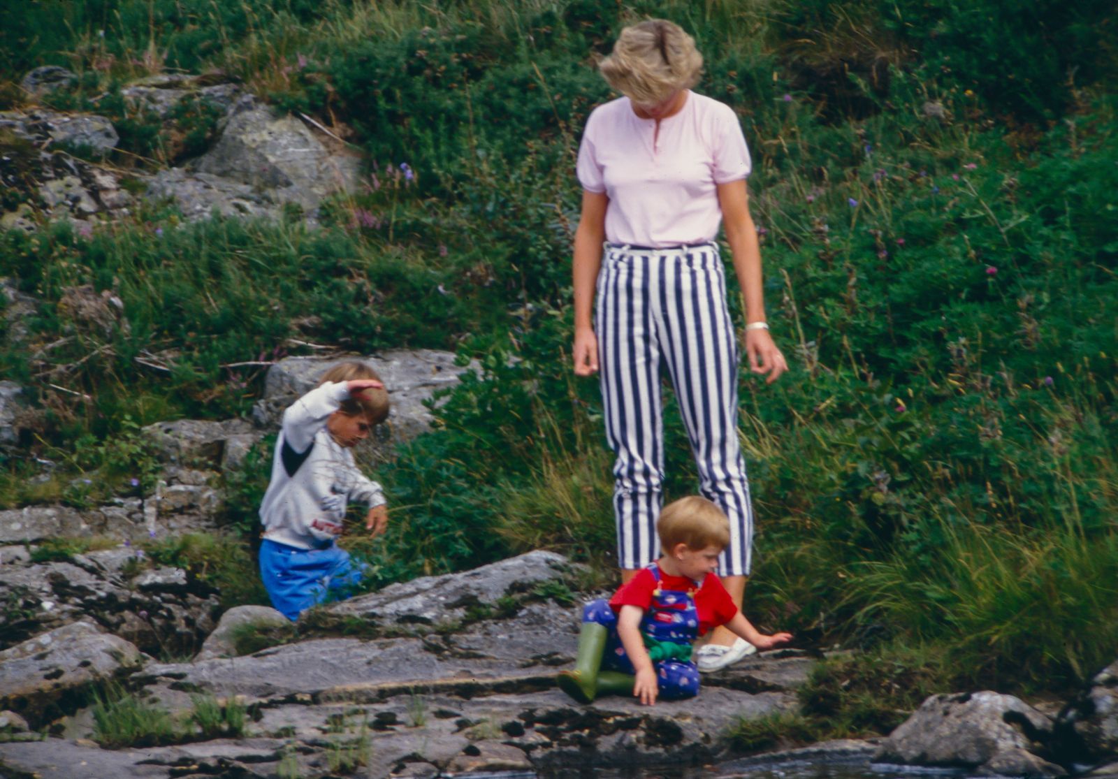 Princess Diana with Prince William and Prince Harry at Balmoral in August 1987