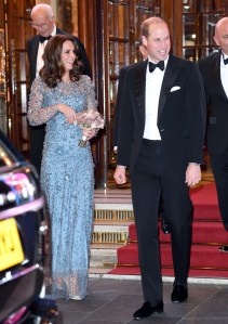 LONDON, ENGLAND - NOVEMBER 24:  Catherine, Duchess of Cambridge and Prince William, Duke of Cambridge attend the Royal Variety Performance  at the Palladium Theatre on November 24, 2017 in London, England.  (Photo by Karwai Tang/WireImage)