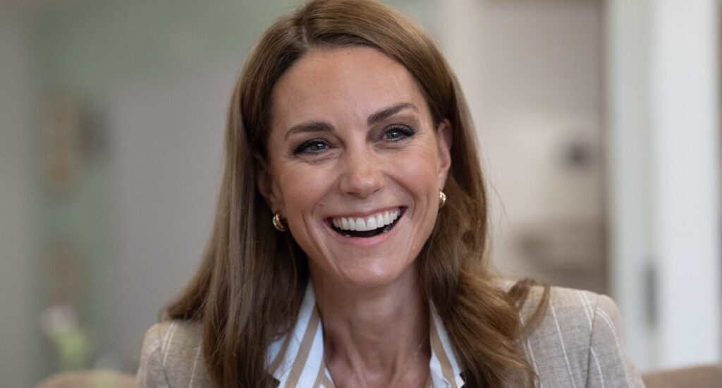 Prince William & Kate Middleton’s New Photo Sends a Clear Message Prince William & Kate Middleton's New Photo Sends a Clear Message
