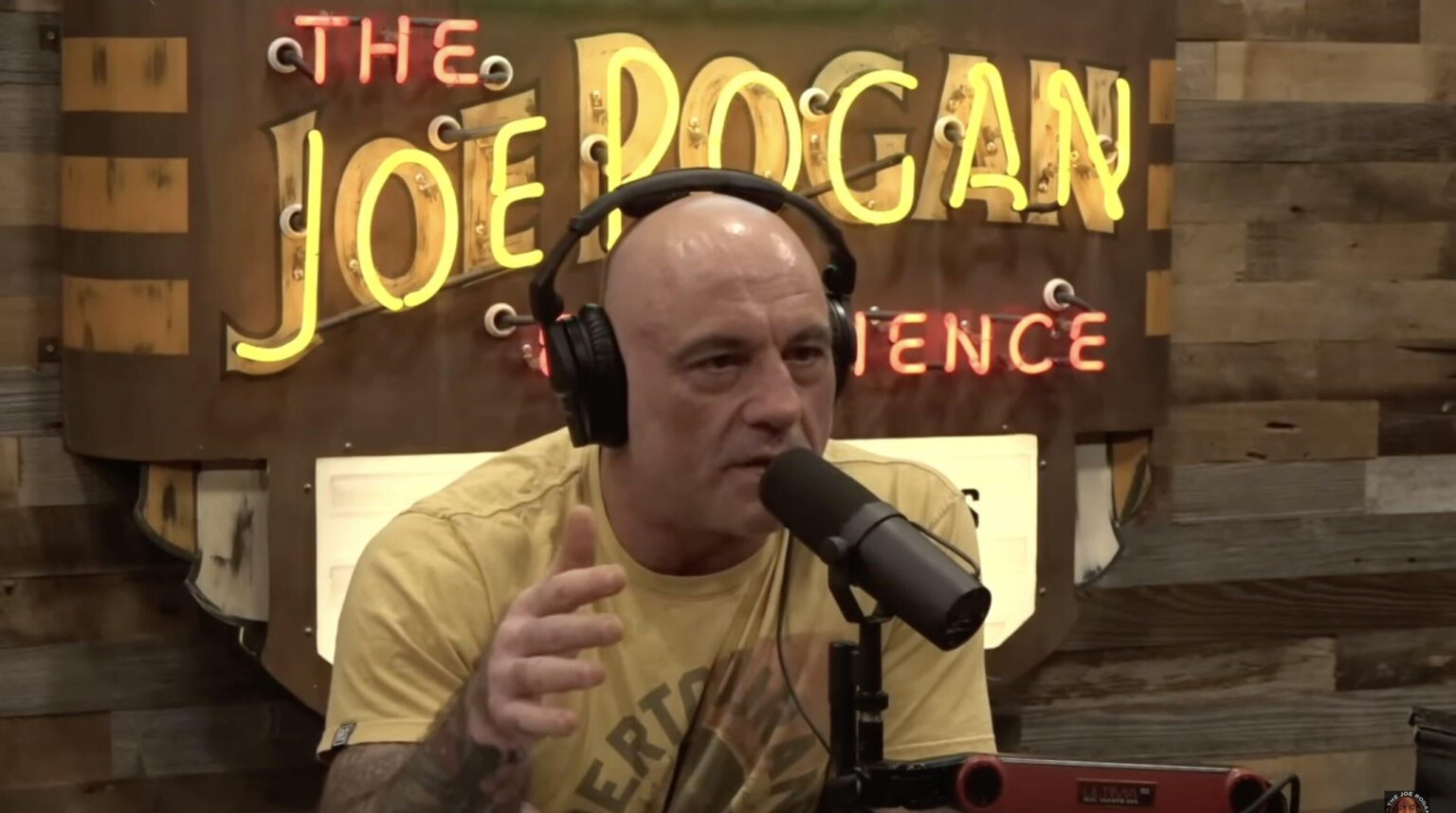 ‘F*cking Crazy!’ Joe Rogan Slams Trump Admin for Trying to Deport Student Protestors