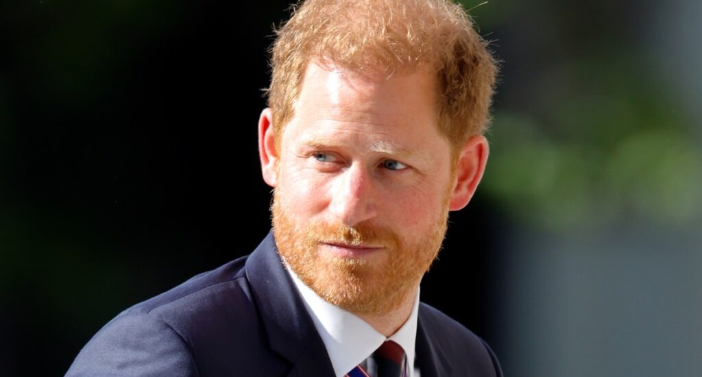 Prince Harry’s Body Language During Surprise NYC Speech Prince Harry's Body Language During Surprise NYC Speech