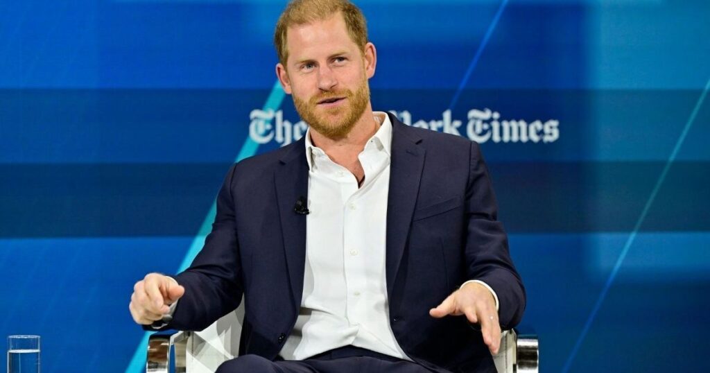 Prince Harry’s Attempt To Deconflict Labelled PR Stunt, Claims ‘Palace Insider’ Prince Harry’s Attempt To Deconflict Labelled PR Stunt, Claims ‘Palace Insider’