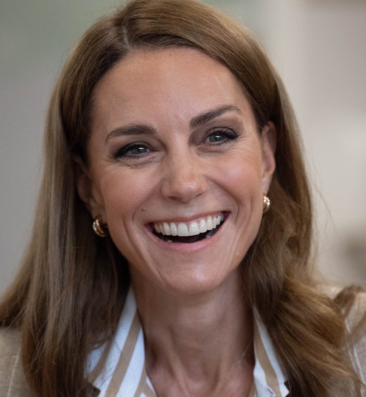 Prince William & Kate Middleton’s Latest Palace Photo Sends a Clear Message—Just Look at the Body Language Yahoo entertainment home