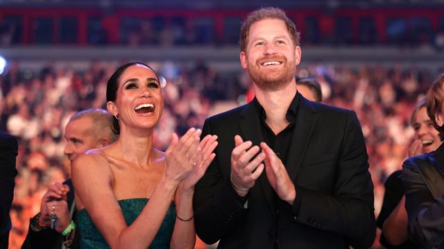 Prince Harry Won’t Include Meghan Markle in His Efforts Towards Royal Reunion, Says ‘Source’ Yahoo entertainment home