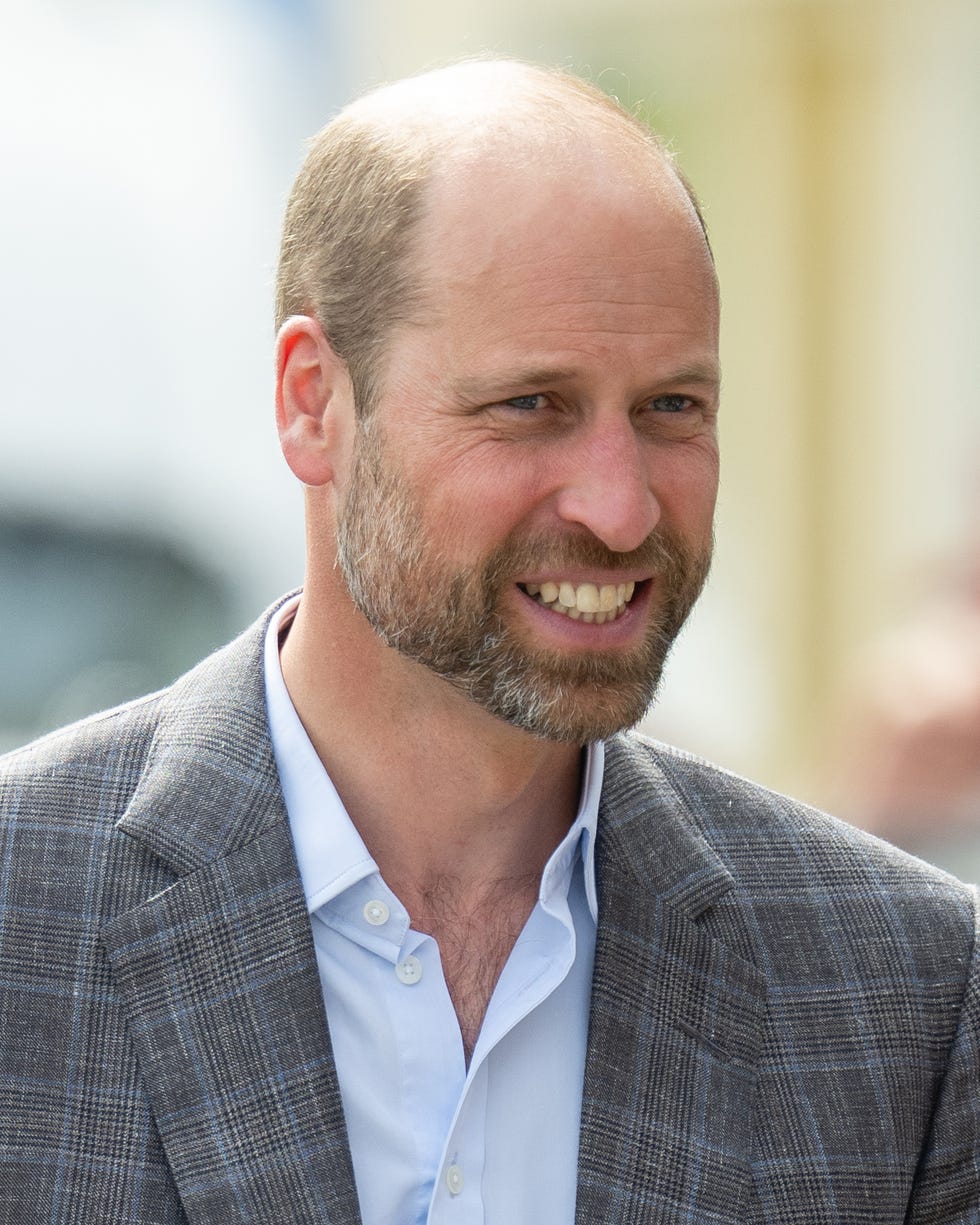 princess charlotte looks just like princess diana in new birthday picture