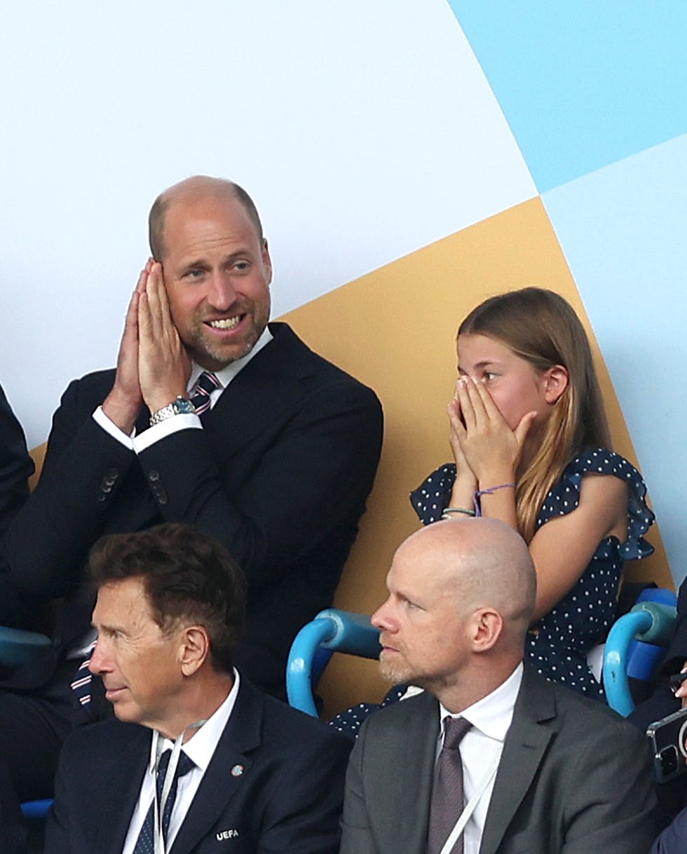 basel, switzerland july 27: hrh prince william, prince of wales and princess charlotte of wales look disappointed and dejected after spain go 1 0 ahead against england during the uefa womens euro 2025 final match between england and spain at st. jakob park on july 27, 2025 in basel, switzerland. (photo by crystal pix/mb media/getty images)