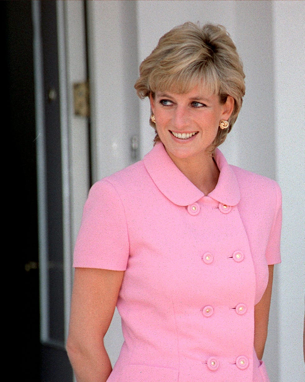 princess charlotte looks just like princess diana in new birthday picture